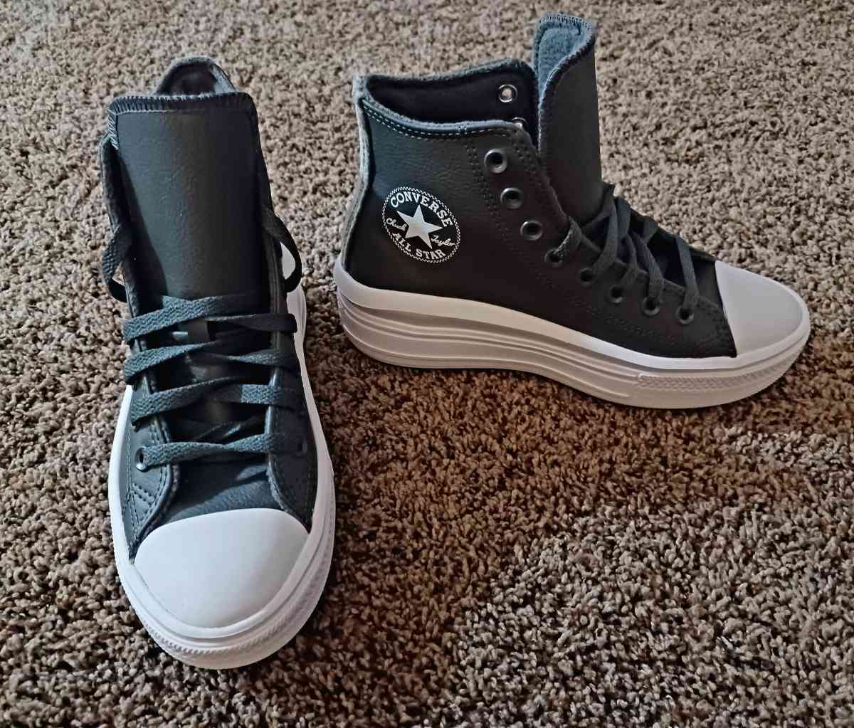 BRAND NEW WOMENS GRAY LEATHER HIGH TOP CONVERSE - Cedar Falls, Iowa - FleaMarketBay