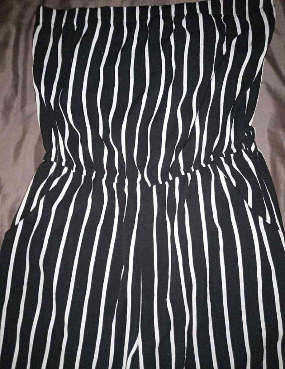 AMBIANCE SZ SMALL - Cleveland, Tennessee - FleaMarketBay