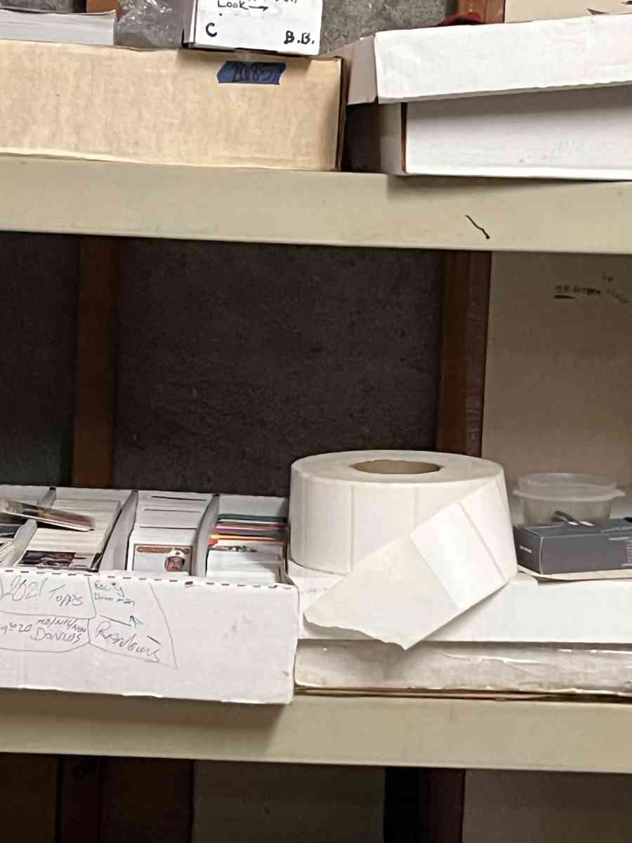 sports cards - Eudora, Kansas - FleaMarketBay