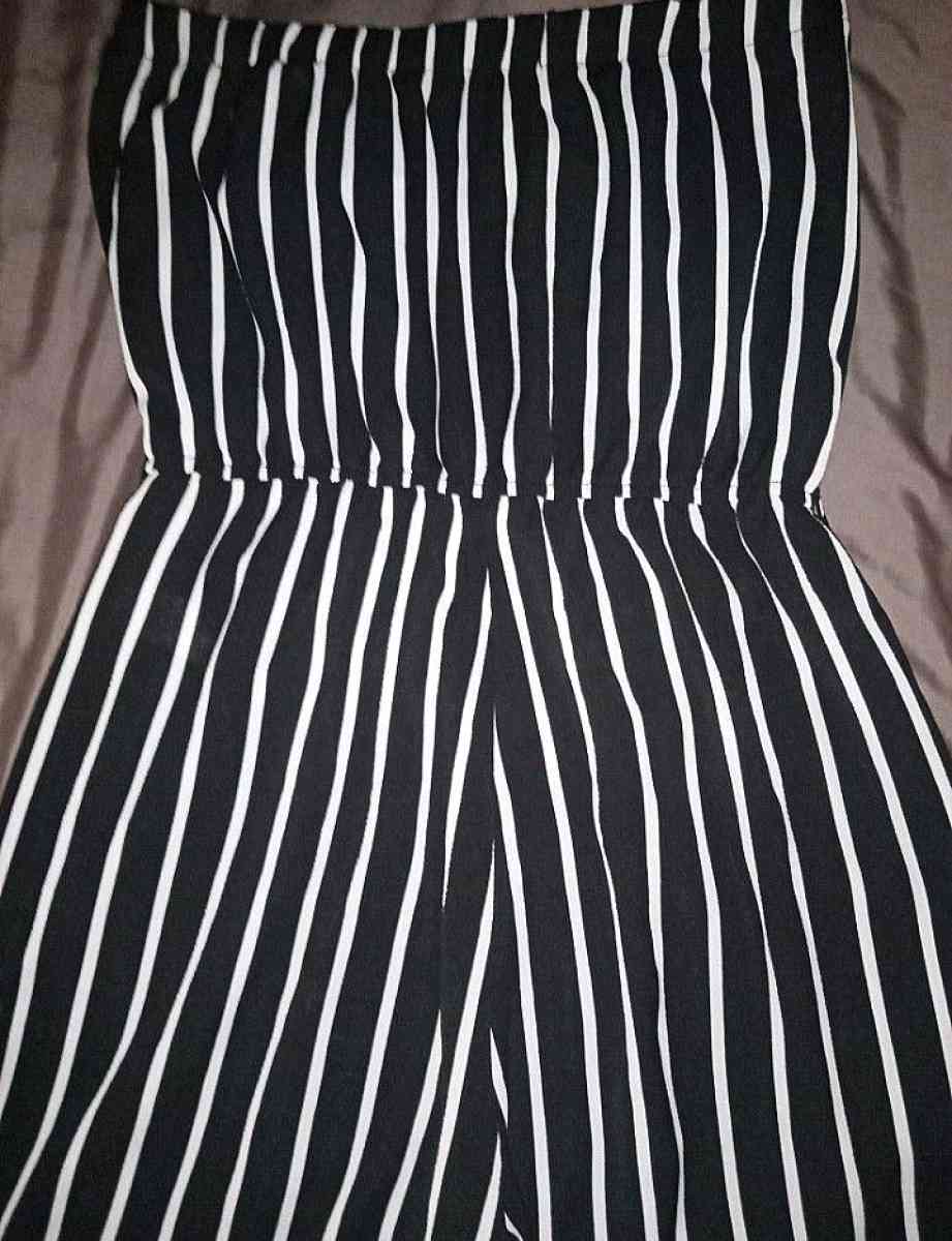 AMBIANCE SZ SMALL - Cleveland, Tennessee - FleaMarketBay