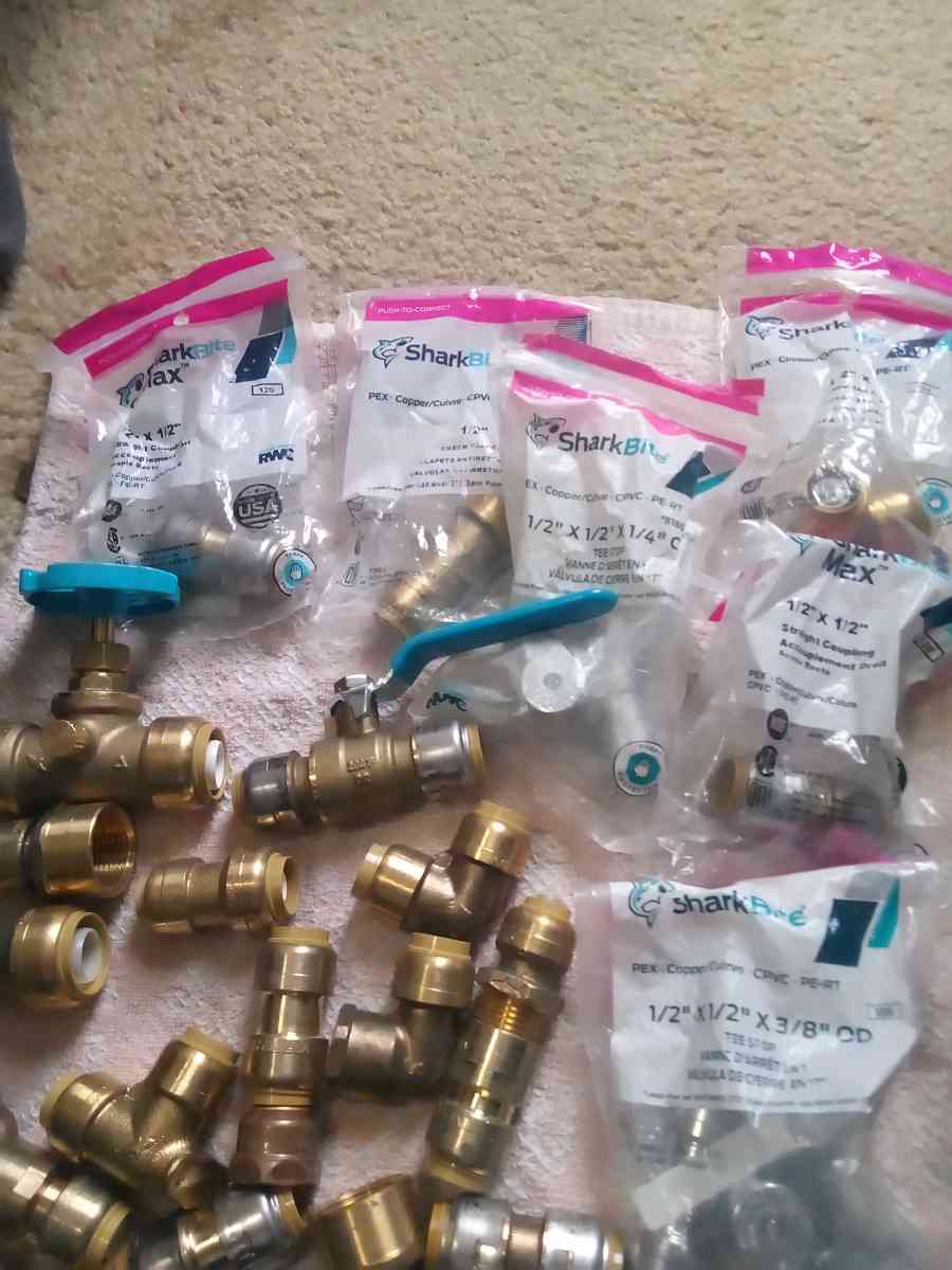 SharkBite connectors 40 - Philadelphia, Pennsylvania - FleaMarketBay
