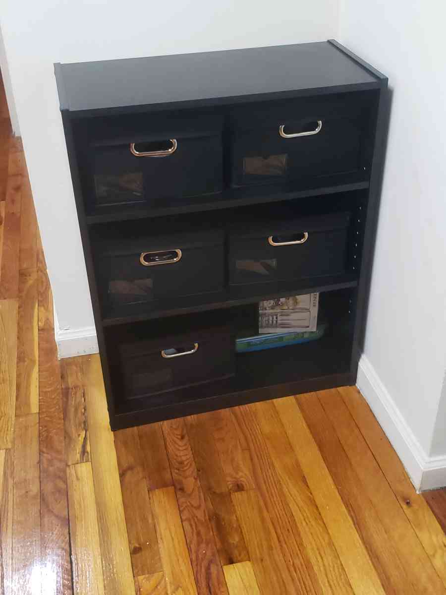 Conner storage or bookshelf - Edison, New Jersey