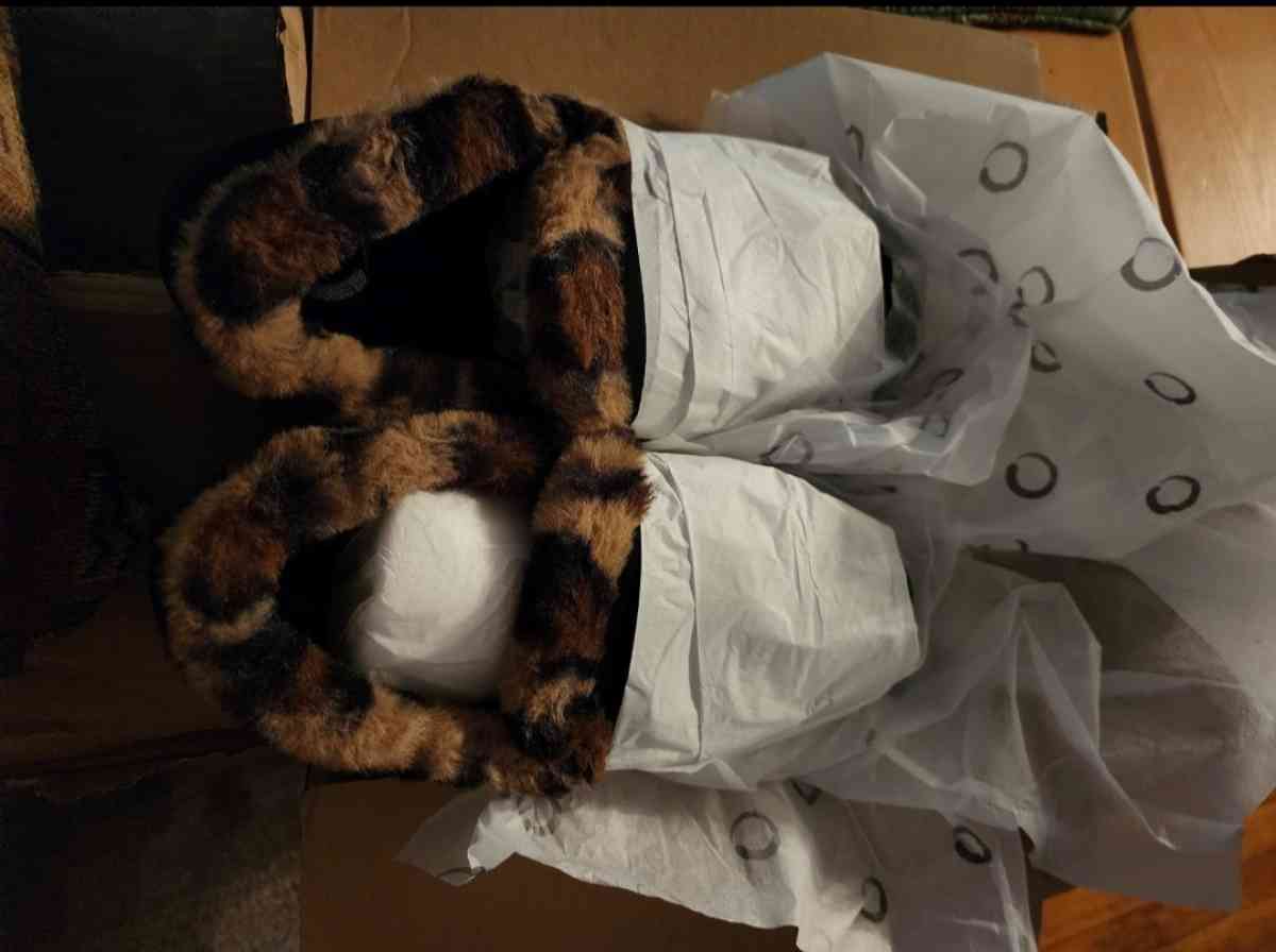 Journee Collection Slippers - Grandy, Minnesota - FleaMarketBay