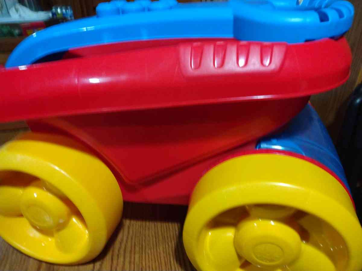 car blocks - Elgin, Illinois