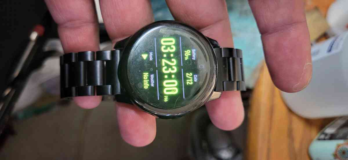 Samsung Galaxy Active 2 smartwatch - Arlington, Texas - FleaMarketBay