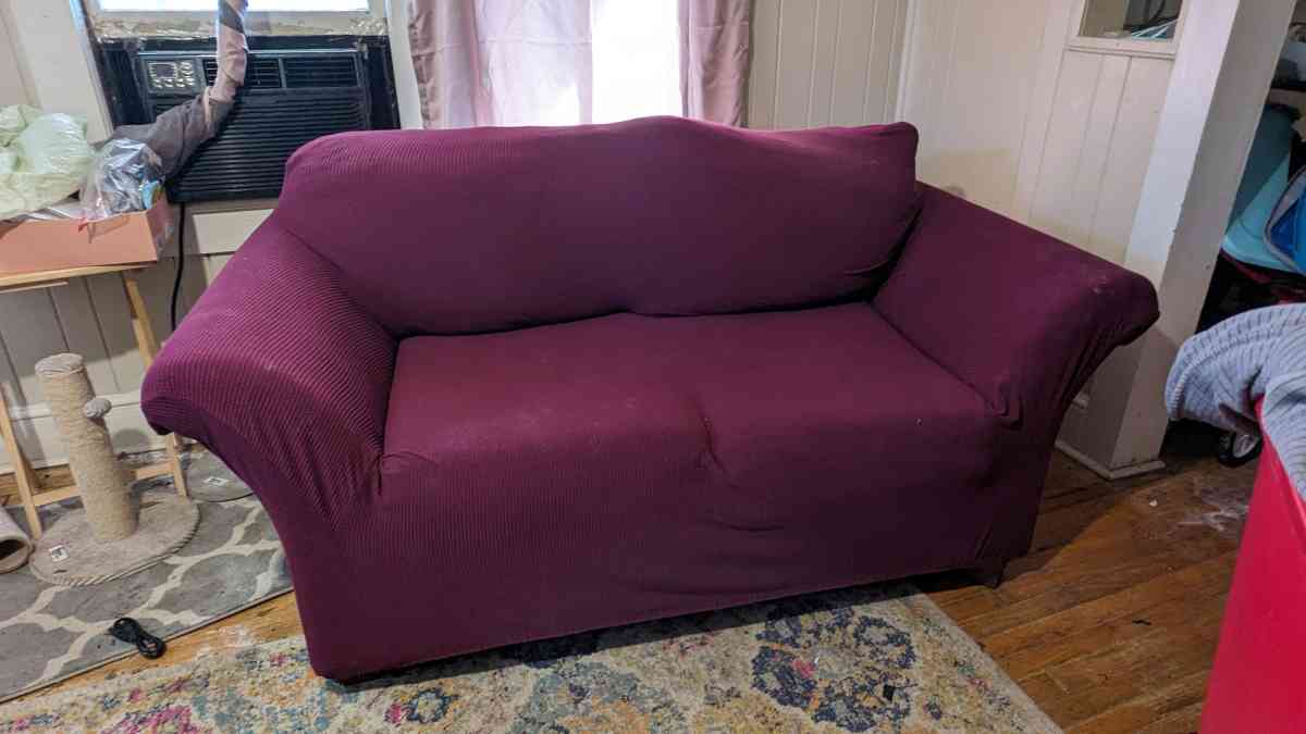 Sofa  and Loveseat - Albany, Georgia - FleaMarketBay