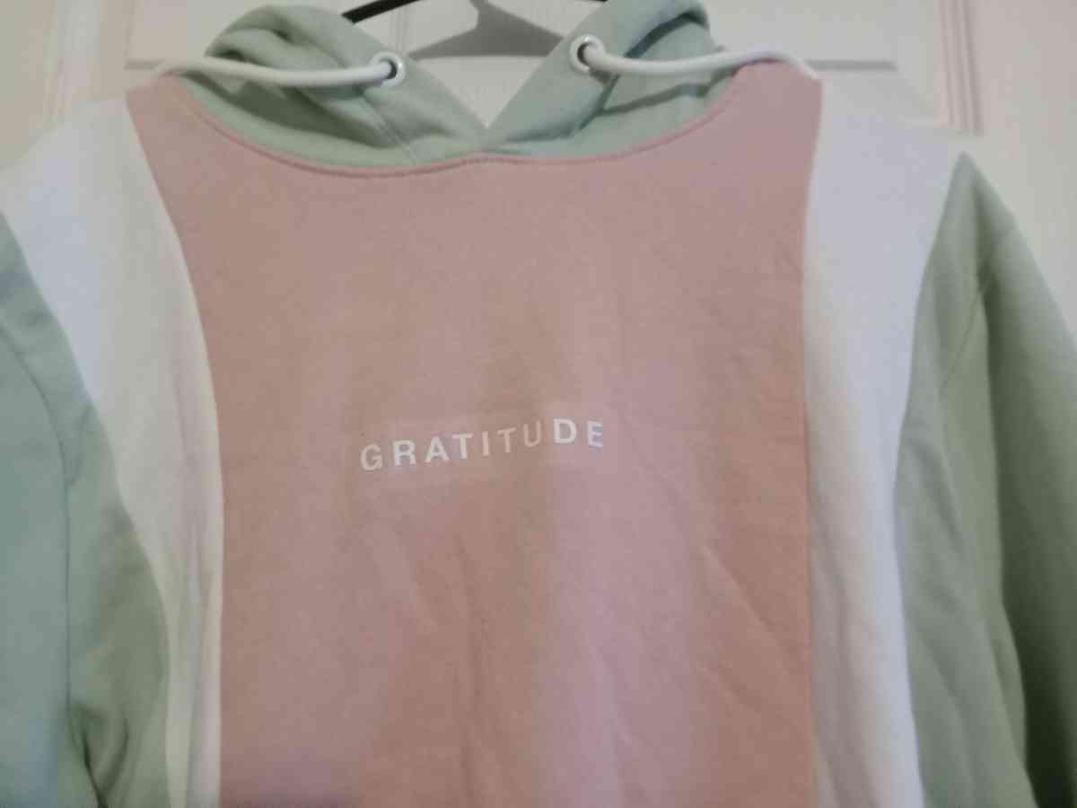 Mens Small Blind Rooster Hoodie - Croydon, Pennsylvania - FleaMarketBay