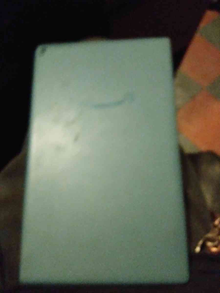 Amazon tablet it does work - Adolph, Minnesota - FleaMarketBay