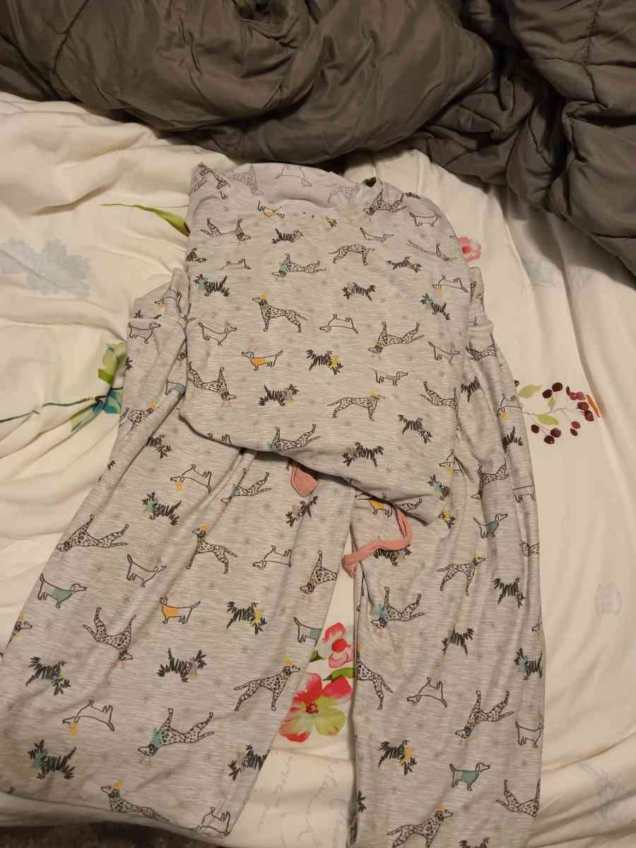 dog PJ size medium - Warriors Mark, Pennsylvania - FleaMarketBay