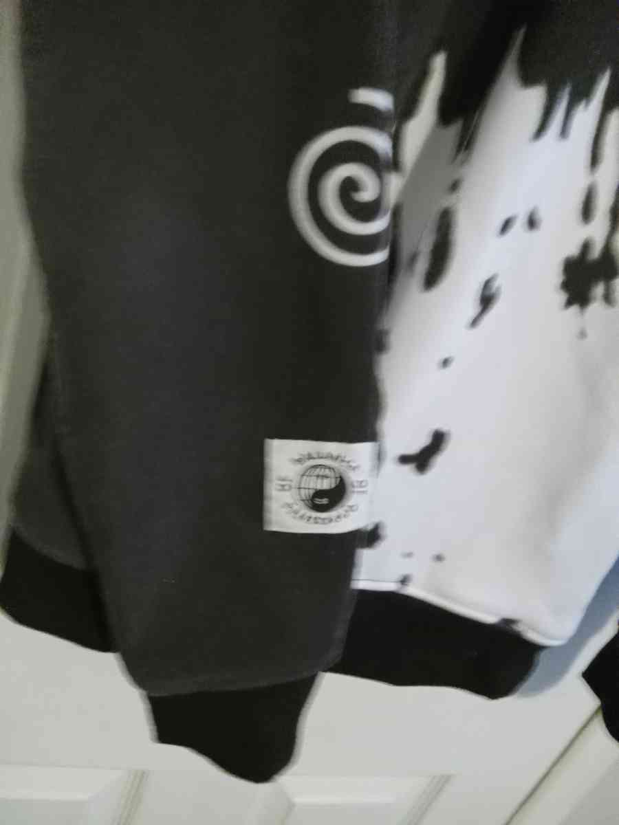 Mens Small BlackWhite Karma Hoodie - Croydon, Pennsylvania - FleaMarketBay