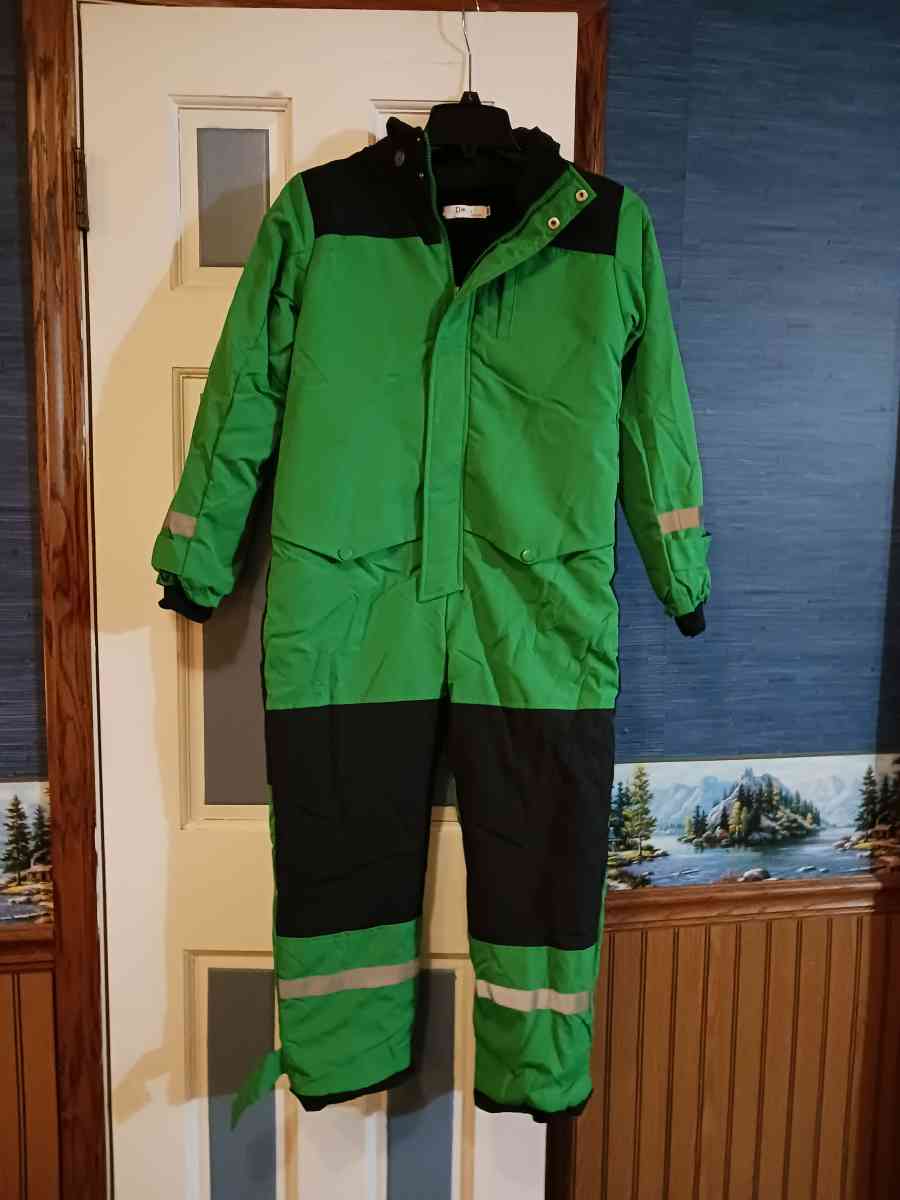 Snowsuit - Middleburg, Pennsylvania