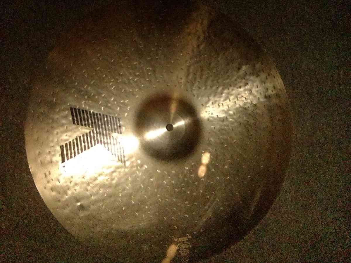 like new 20 inch Zildjian K custom dark ride cymbal - Irving, Texas - FleaMarketBay
