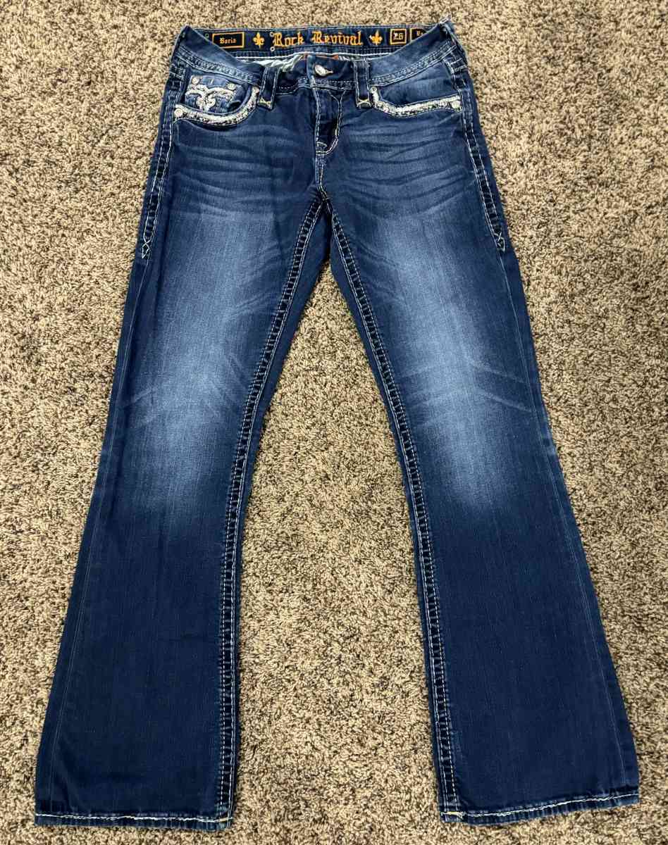 WOMENS ROCK REVIVAL EASY BOOT CUT JEANS - Cedar Falls, Iowa