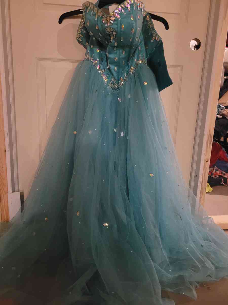 prom dress - Columbus, Ohio - FleaMarketBay