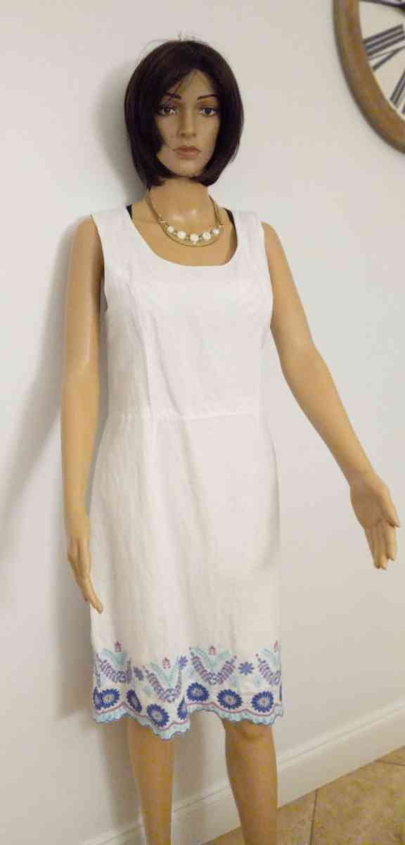 Dresses - West Palm Beach, Florida - FleaMarketBay