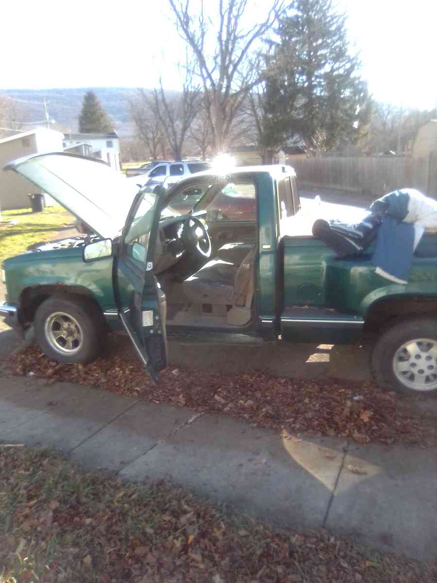 1997 Chevy Silverado stepside - Lock Haven, Pennsylvania - FleaMarketBay
