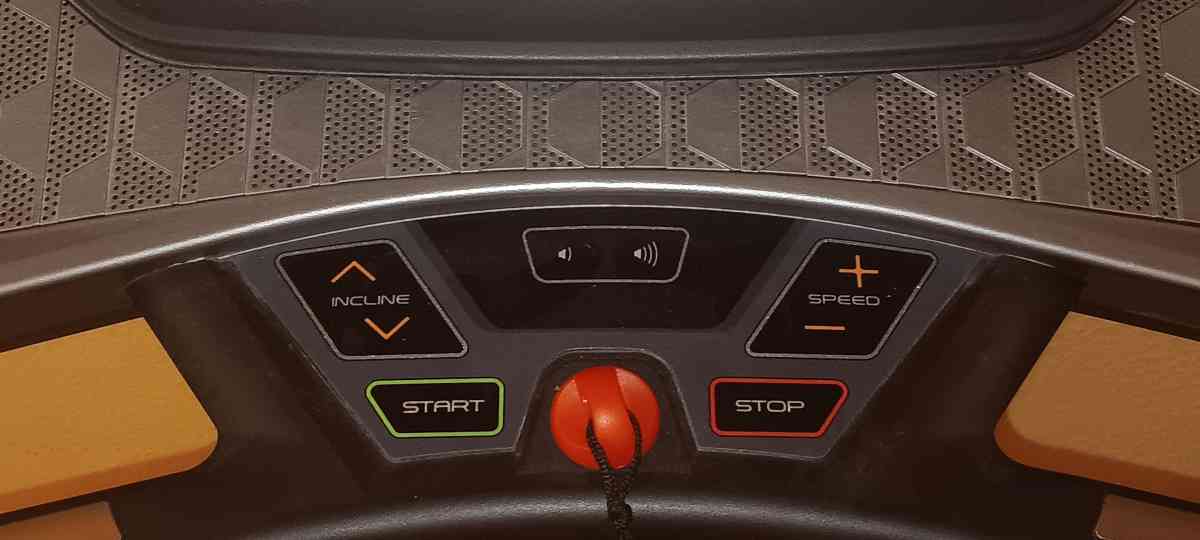 NordicTrack Treadmill c700 - Crowley, Texas - FleaMarketBay