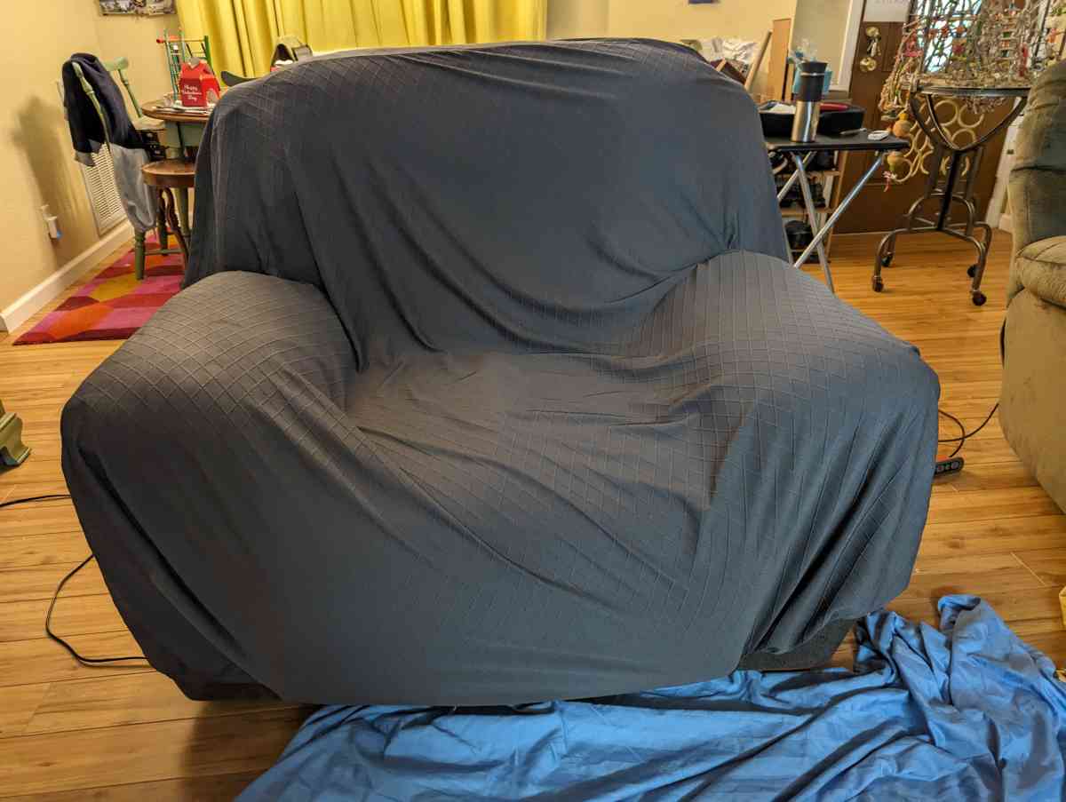 Cranedall Quarry Wide WALL HUGGER Power Recliner USA - Coconut Creek, Florida