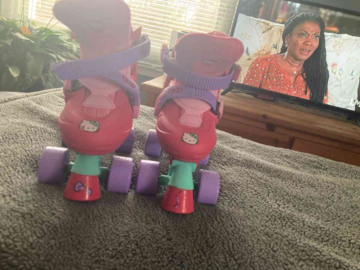Girls roller skates - California, Maryland - FleaMarketBay