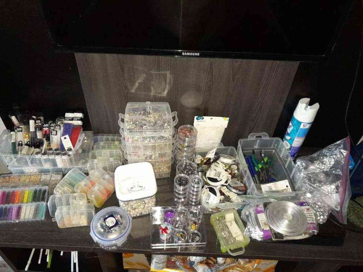 beads - El Monte, California