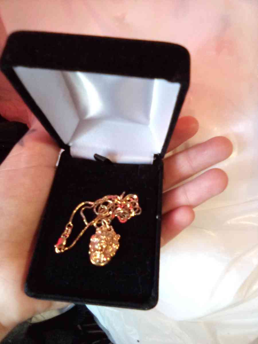 real gold - Los Angeles, California - FleaMarketBay