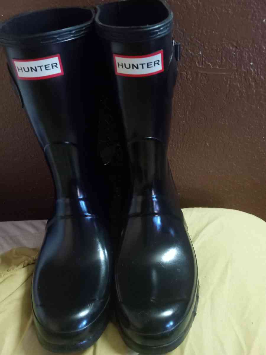 Rain boots - Gastonia, North Carolina