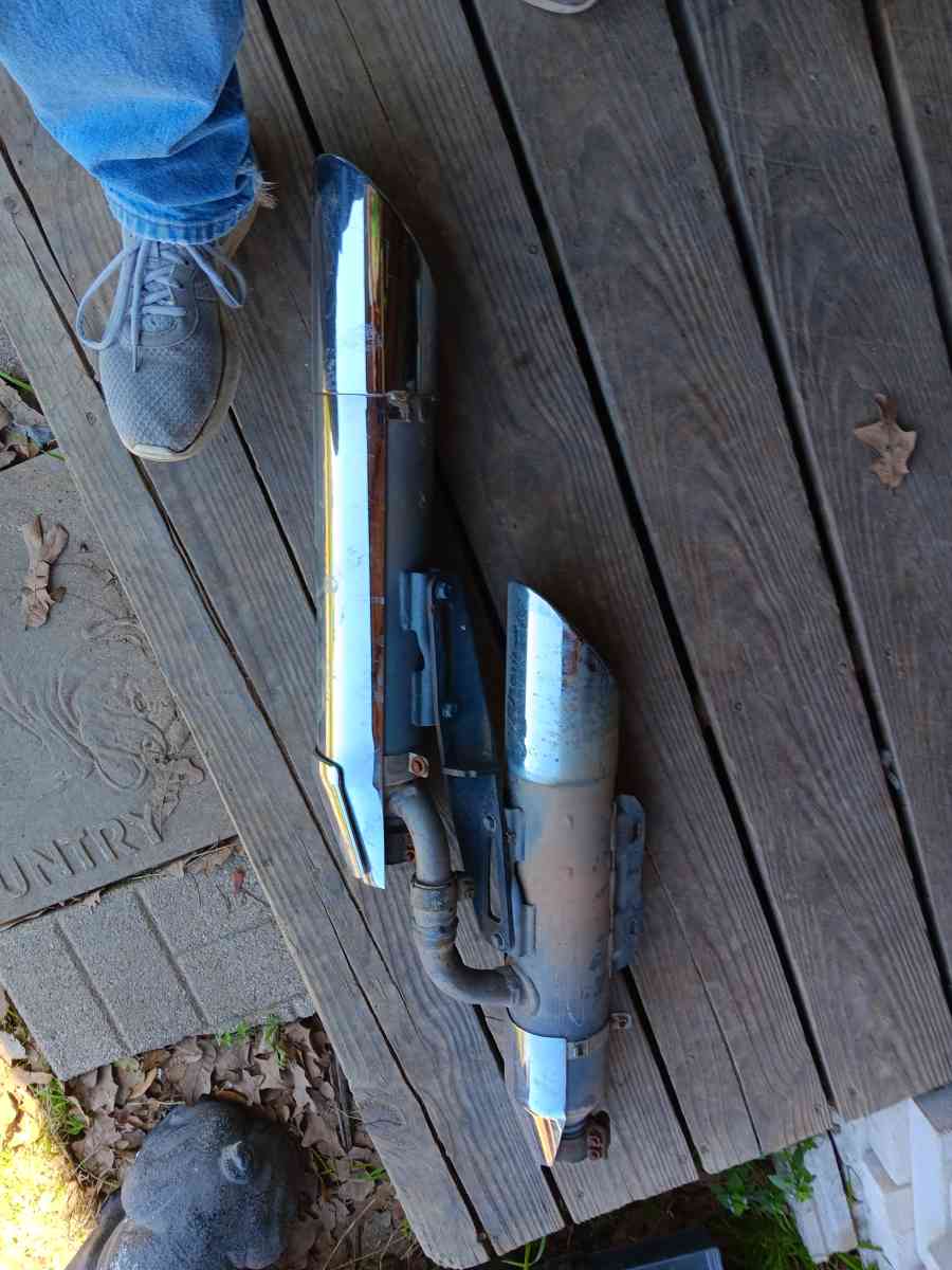 Honda vtx 1300 pipes - Wills Point, Texas - FleaMarketBay