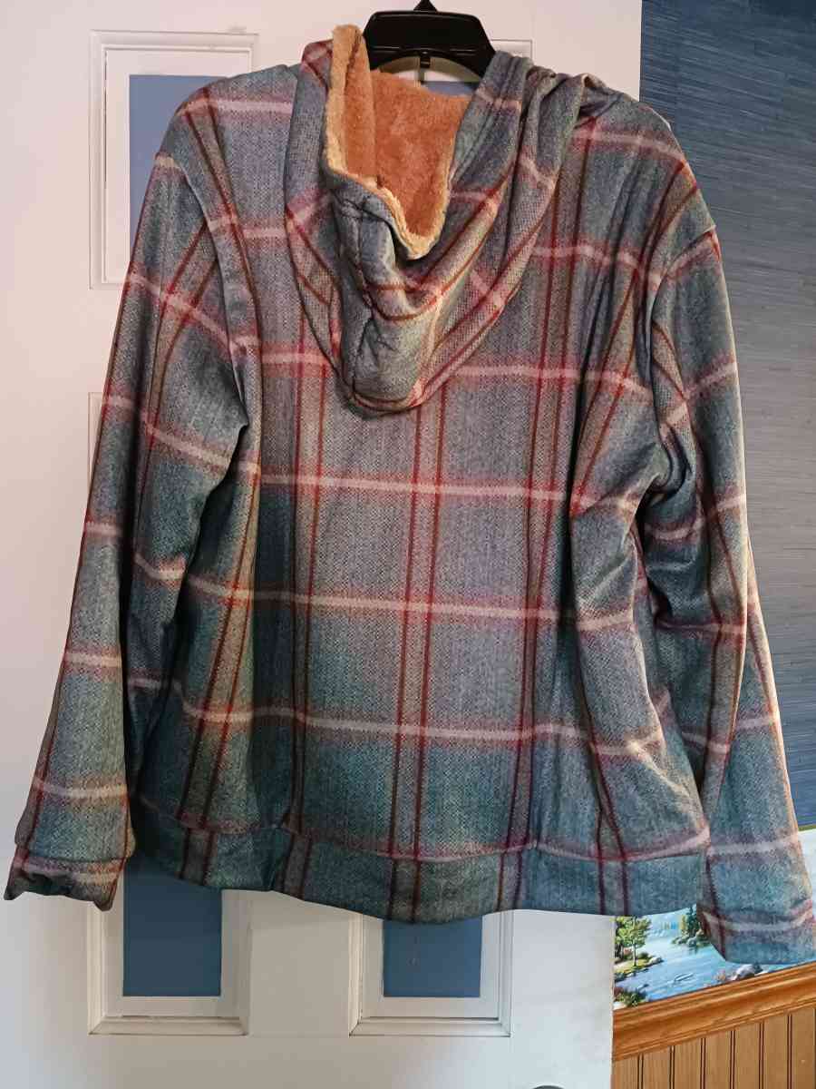 BlueGreen Checkered Lightweight Jacket - Middleburg, Pennsylvania - FleaMarketBay