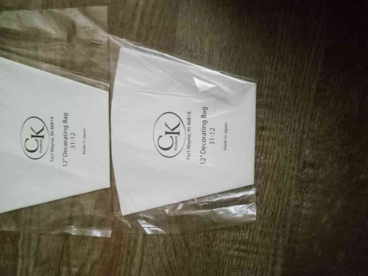 cake decorating  items