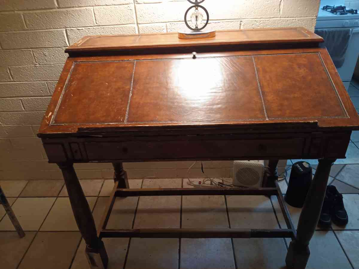 Ernest Hemingway papa stand writing Desk - Phoenix, Arizona