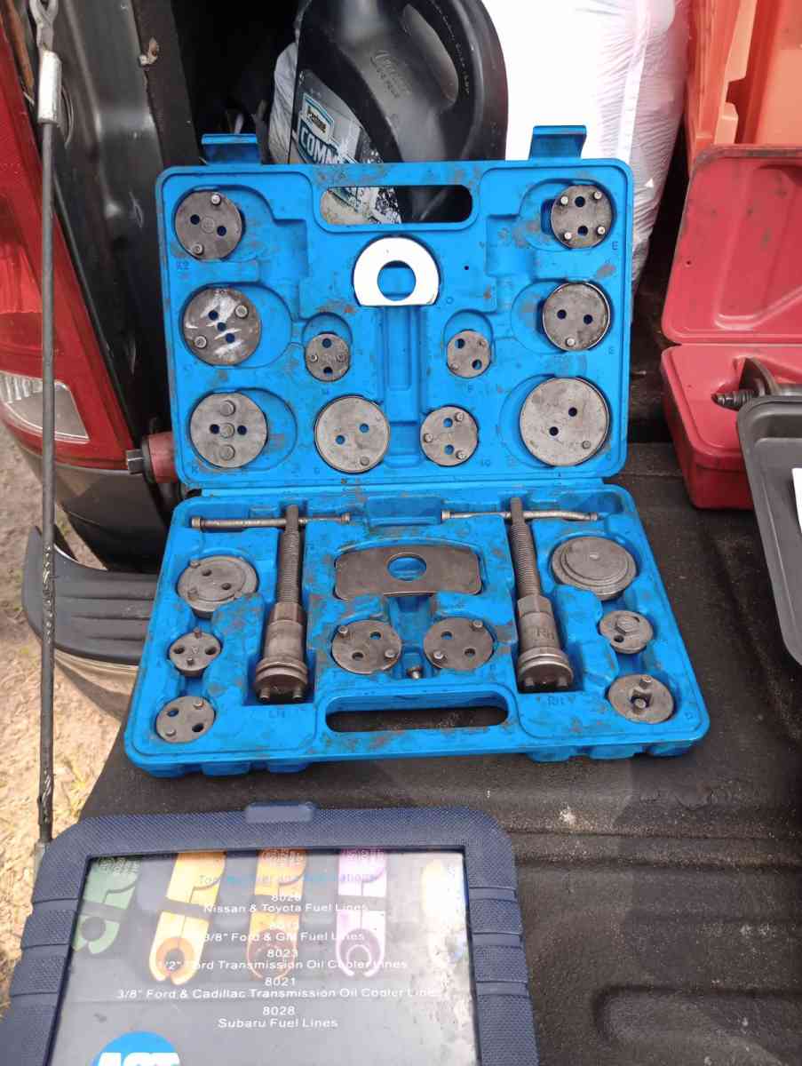 auto motive tools - Jacksonville, Florida - FleaMarketBay