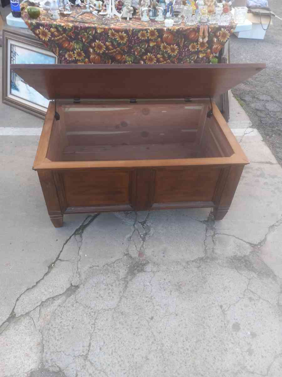 wood  chess - Tulare, California