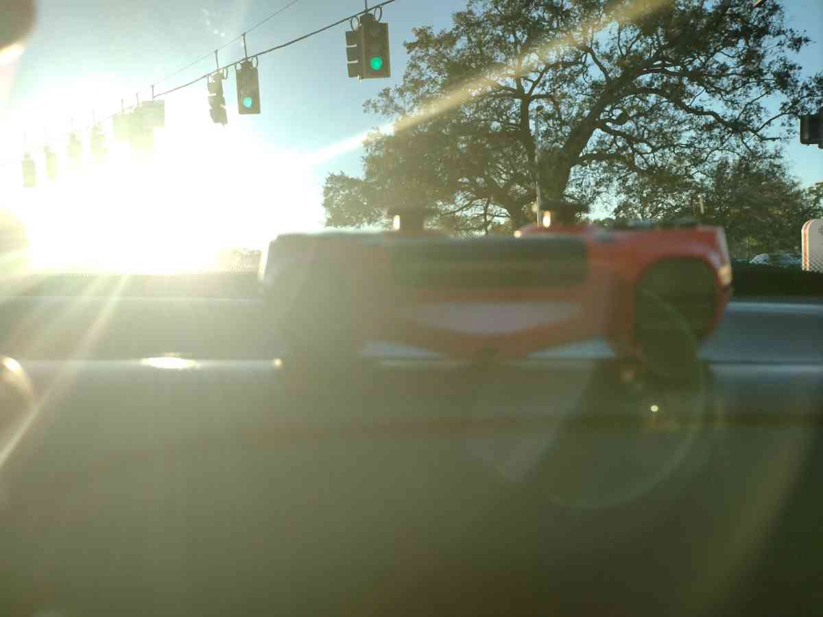 ALMOST BRAND NEW  VERY LIGHTLY USED   RED PS4 CONTROLLER - Jacksonville, Florida - FleaMarketBay