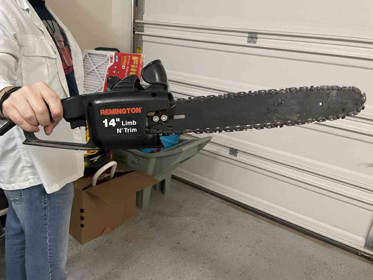 chainsaw