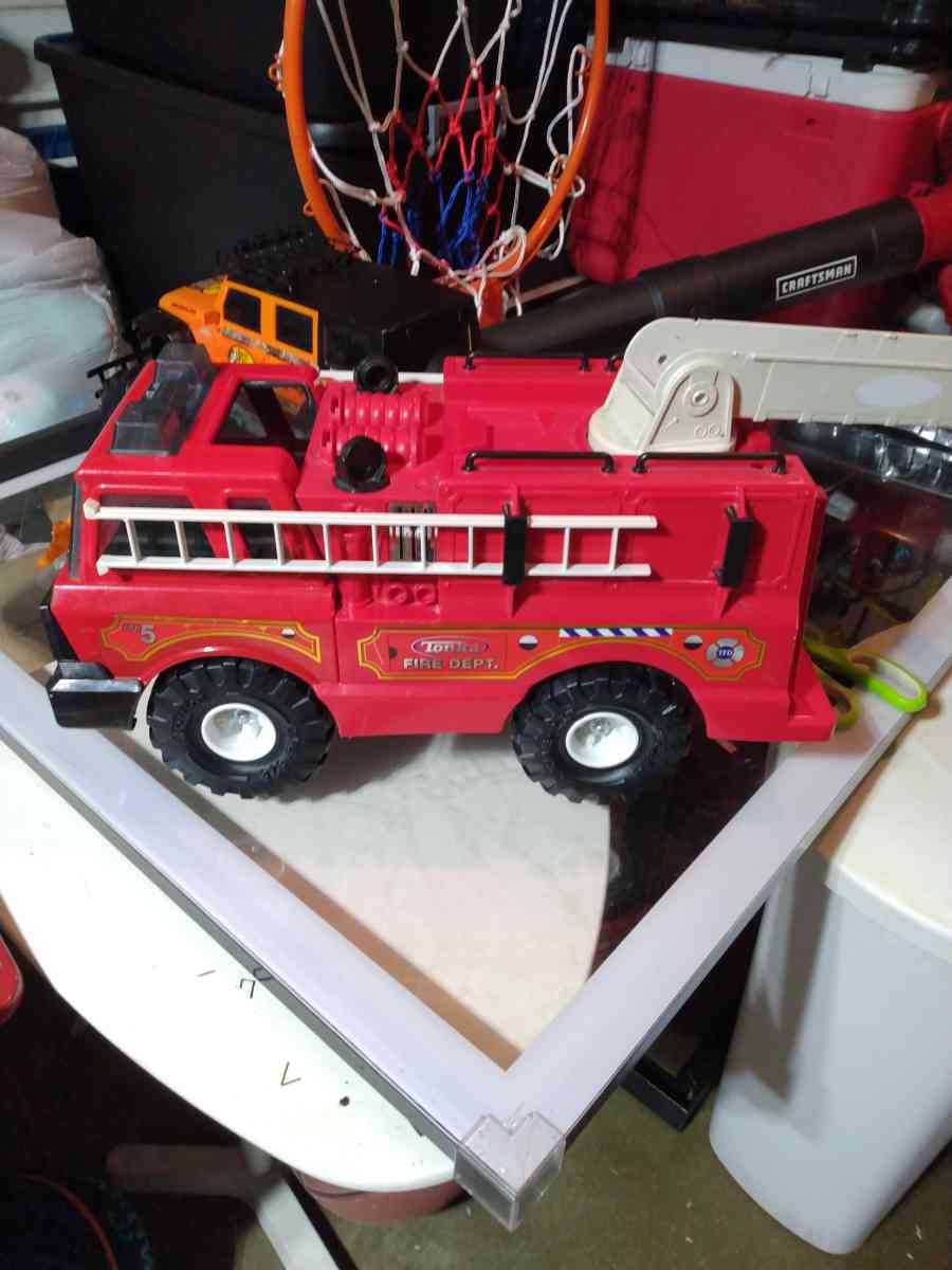 big car fire - Elgin, Illinois