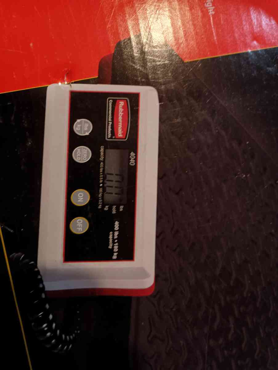 Rubbermaid digital scale 400 lb - Adrian, Michigan - FleaMarketBay