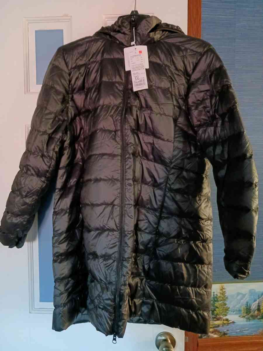 Long Puffer Coat - Middleburg, Pennsylvania