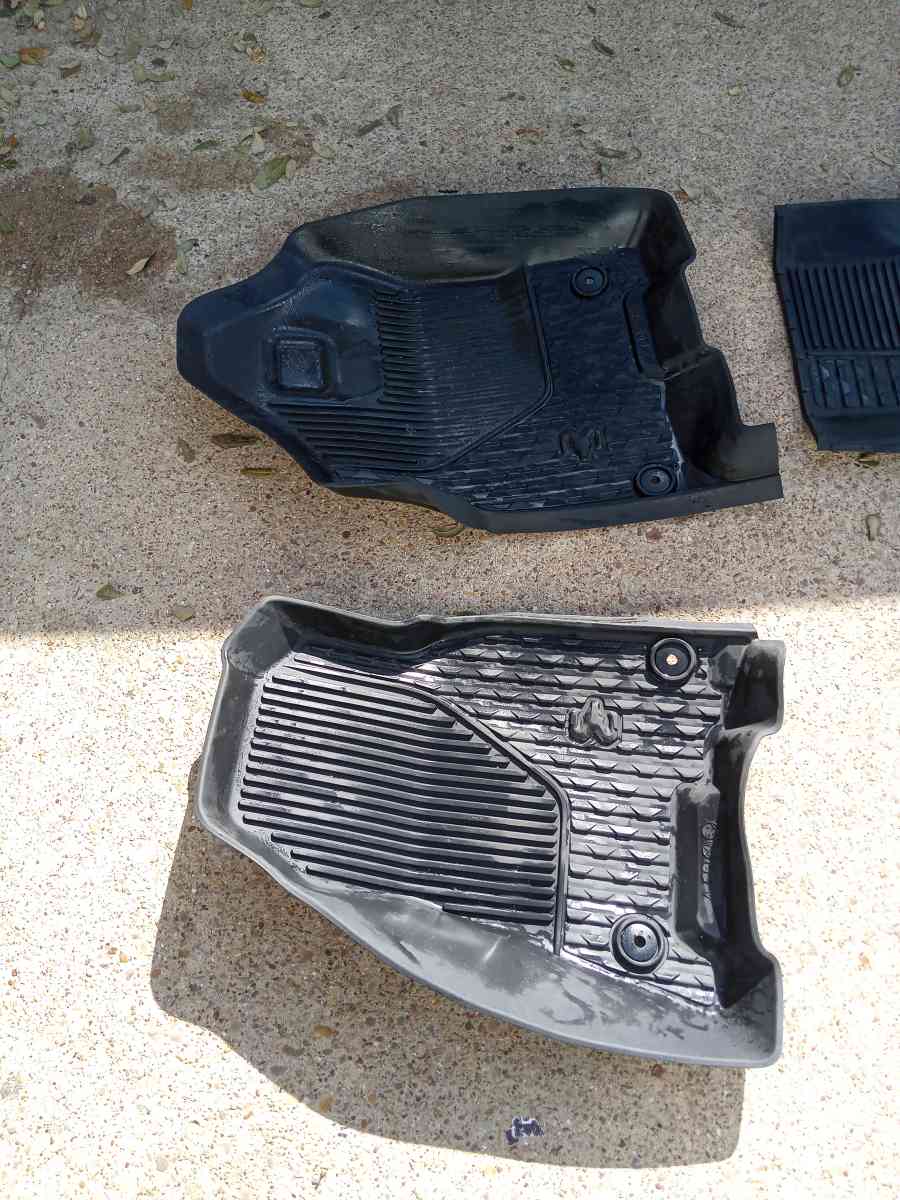 ALL WEATHER FLOOR MATS   RAM - Arlington, Texas - FleaMarketBay