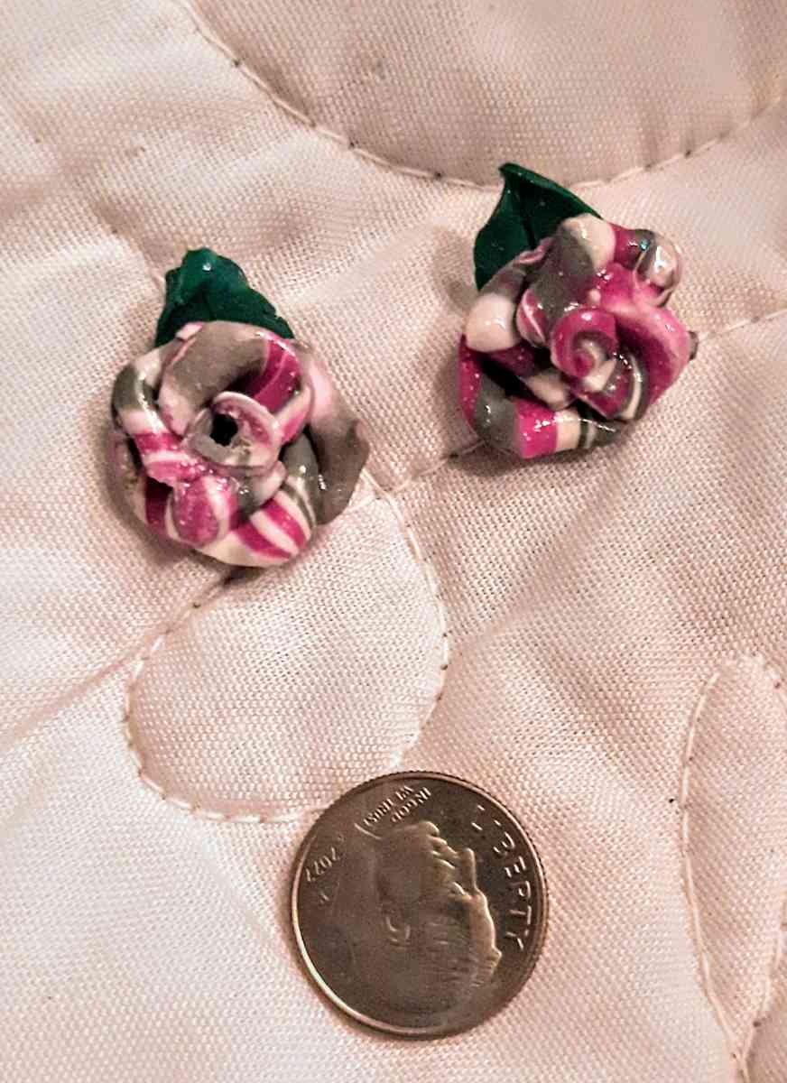 One of a kind handcrafted ROSE earrings - Englewood, Florida - FleaMarketBay