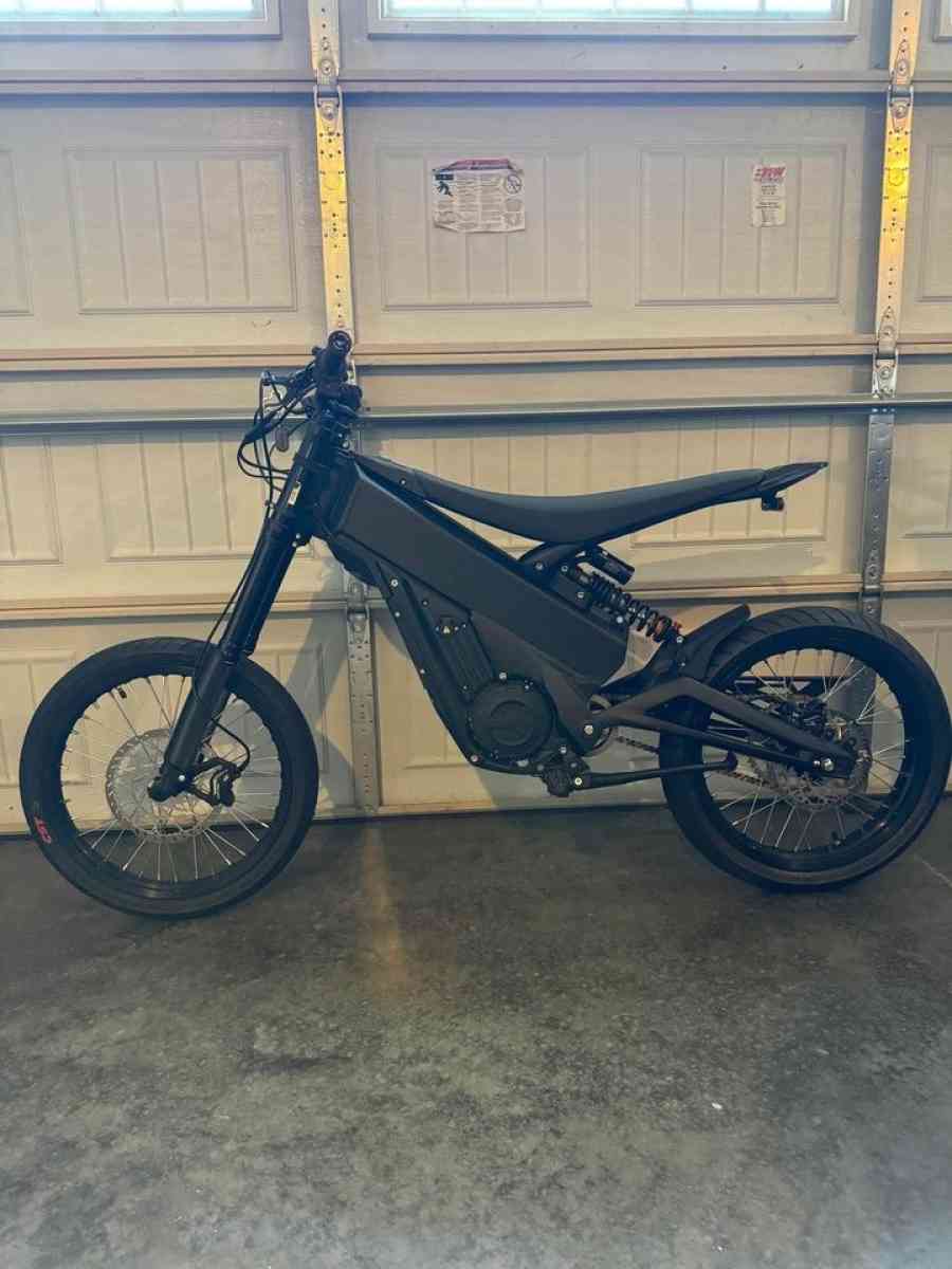 Talaria XXX 2023 - Apollo Beach, Florida - FleaMarketBay