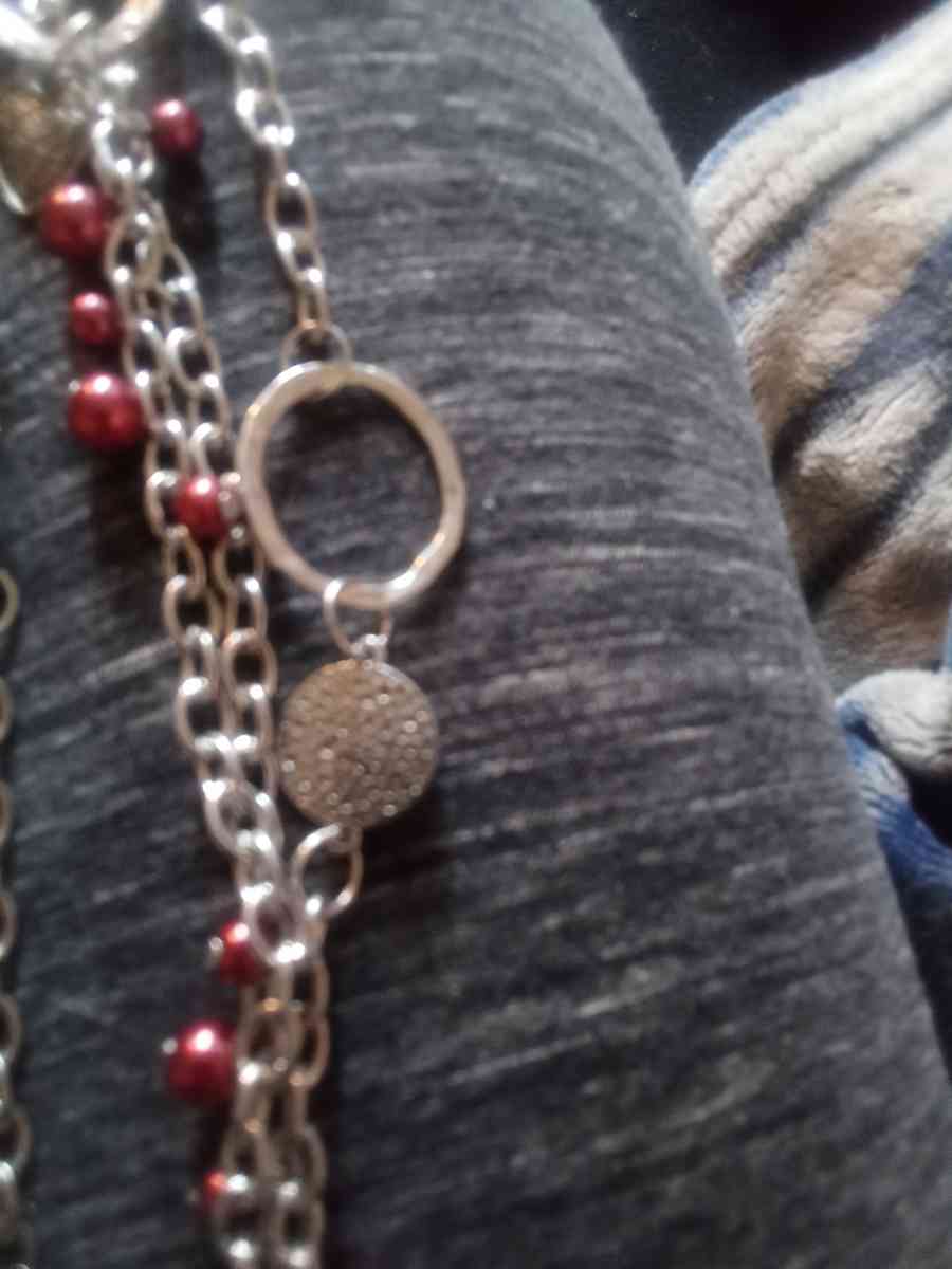 womens necklace - Ontario, New York - FleaMarketBay