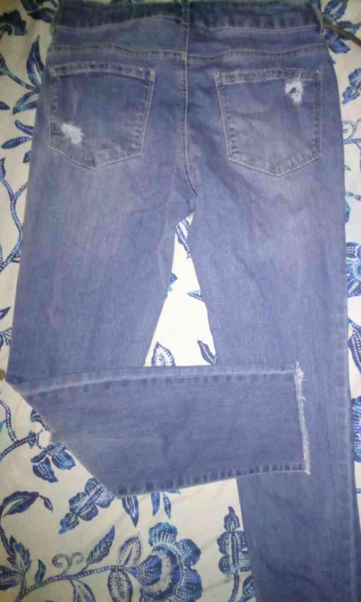 d jeans - Cleveland, Tennessee - FleaMarketBay