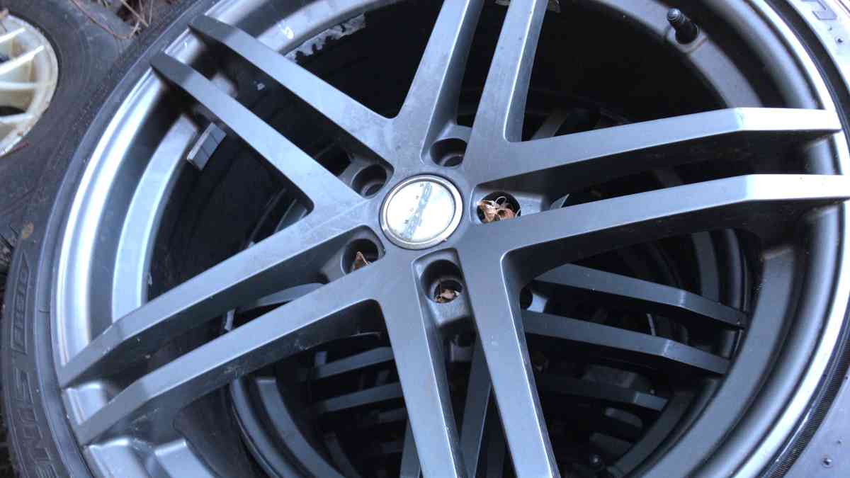 wheel and tires - Fairfax, Virginia - FleaMarketBay