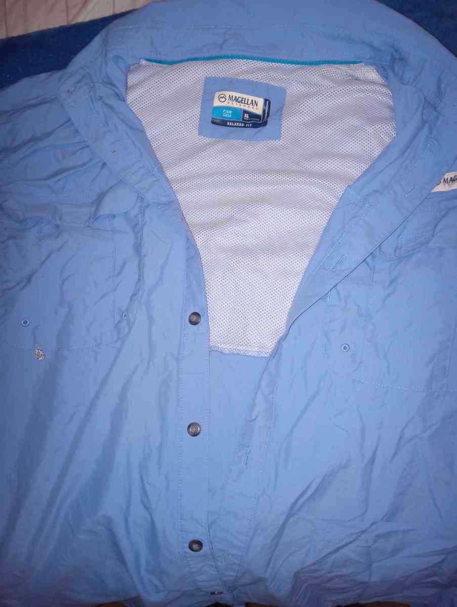 Shirts 20 each or 50 for all - Little Rock, Arkansas - FleaMarketBay