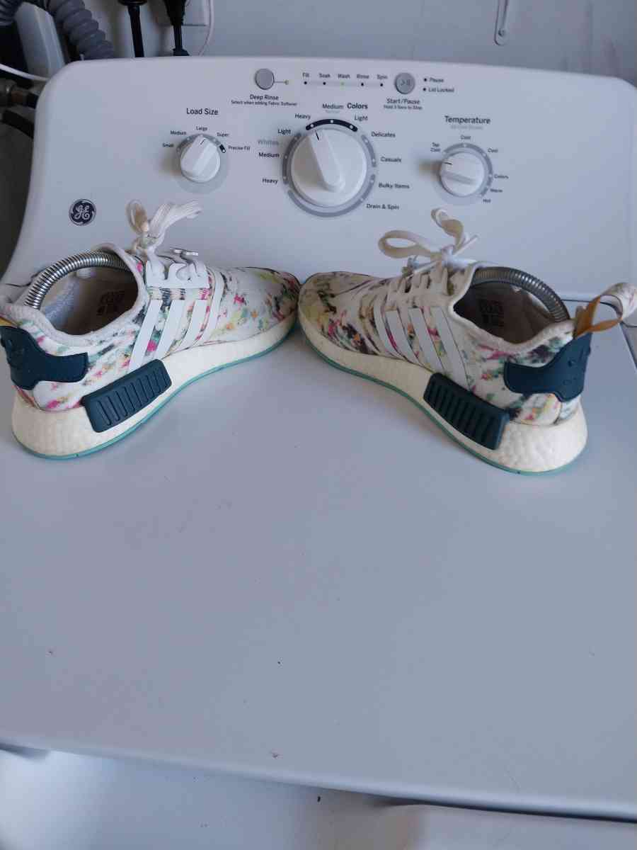 Adidas nmd water color - Mount Orab, Ohio - FleaMarketBay