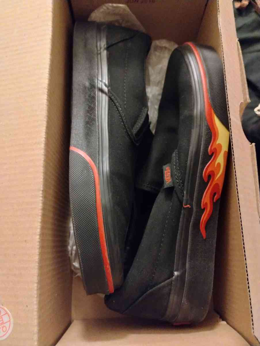 vans shoes - Chino Valley, Arizona - FleaMarketBay