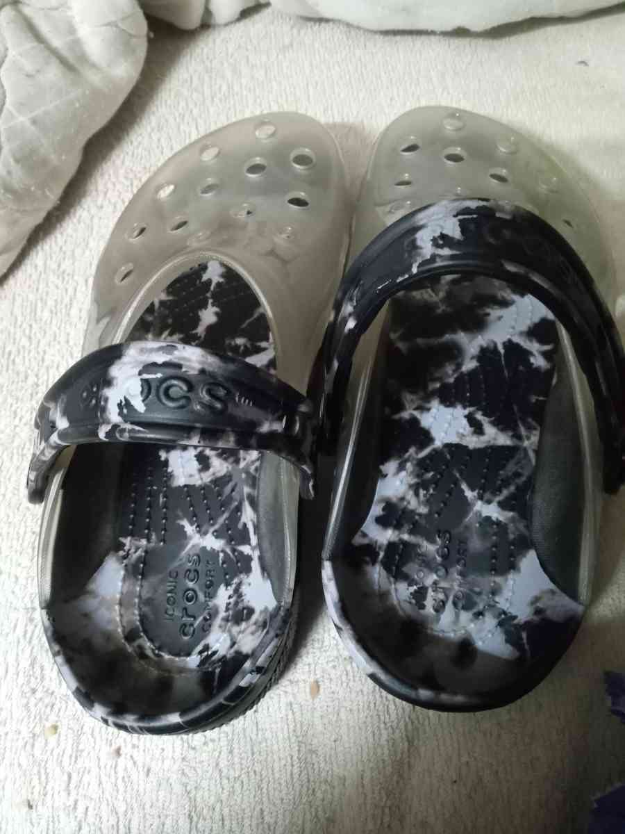 slippers - Gastonia, North Carolina - FleaMarketBay