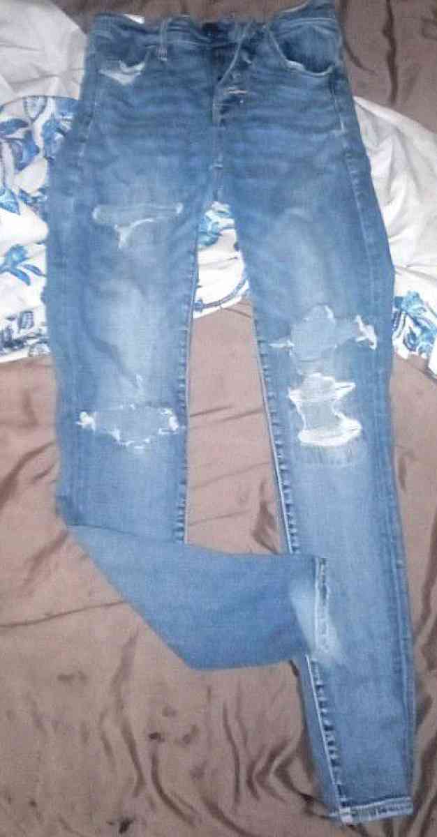 American eagle size 2 - Cleveland, Tennessee - FleaMarketBay