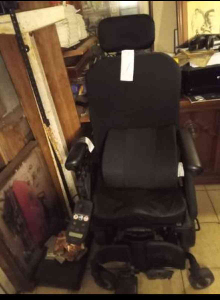 motorized chair - Ocala, Florida - FleaMarketBay