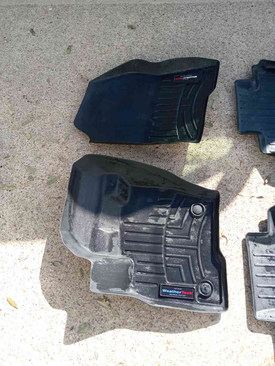 ALL WEATHER FLOOR MATS    EDGE - Arlington, Texas - FleaMarketBay